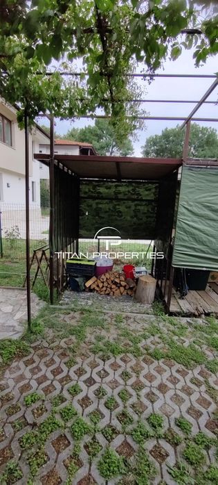 Двуетажна Къща на 500м от МОРЕТО, гр. Черноморец