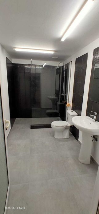 Casă de închiriat 5 camere Ploiești