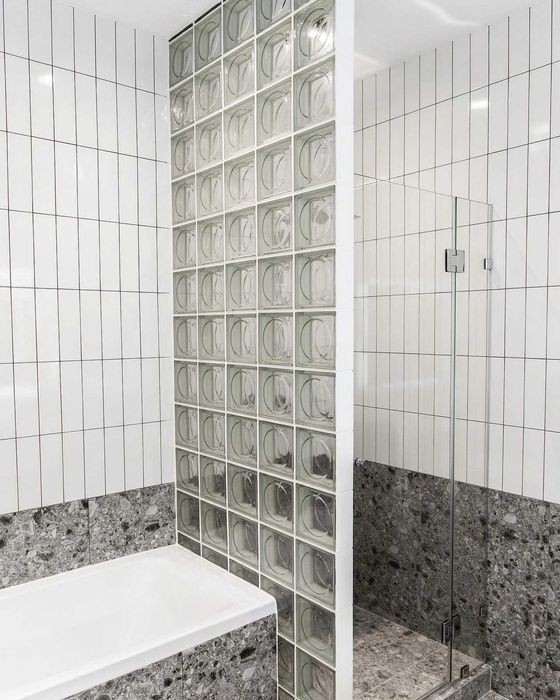 Стеклоблок бесцветный ALPHA волна 19х19х8 Чехия