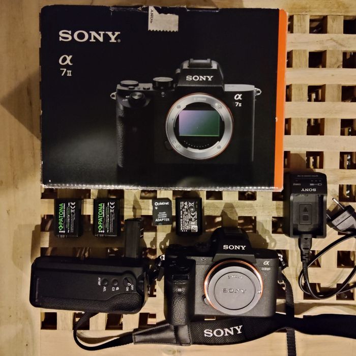 Vand Sony A7II full frame  impecabil 15k cadre+ Sony 28mm F2