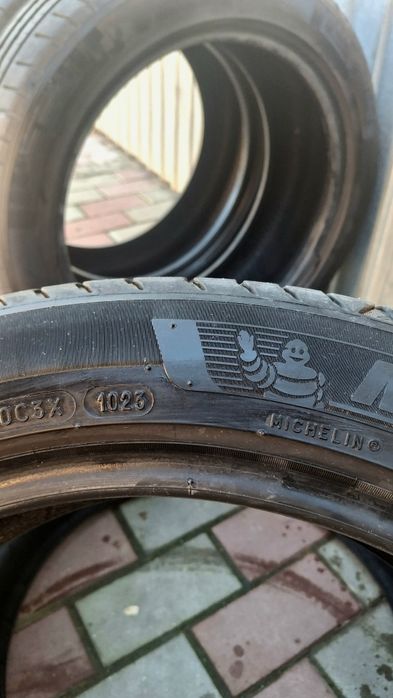 Anvelope de vară  Michelin/Vredestein 205 50 R17