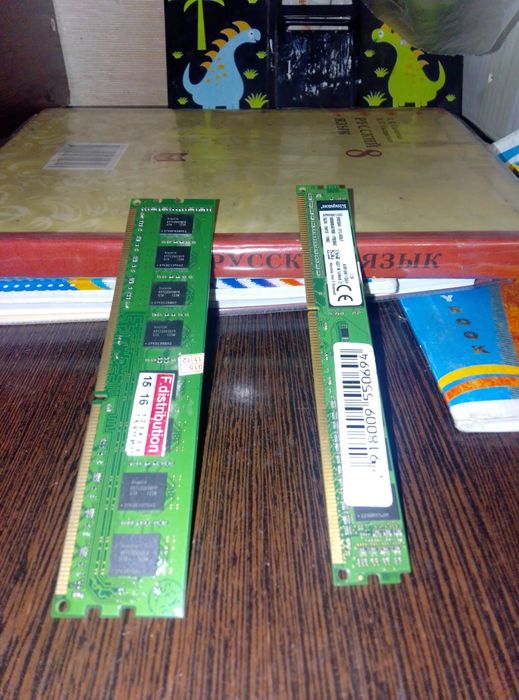 Продам 2 оперативки DDR3 SDRAM