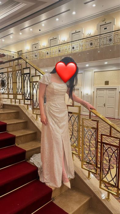 Вечернее платье с блеском, элегантное, размер S–M