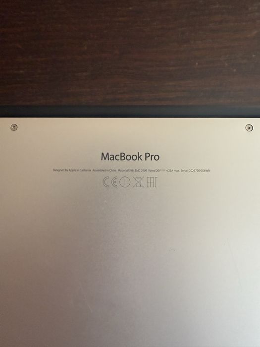 MacBook Pro 15 :)