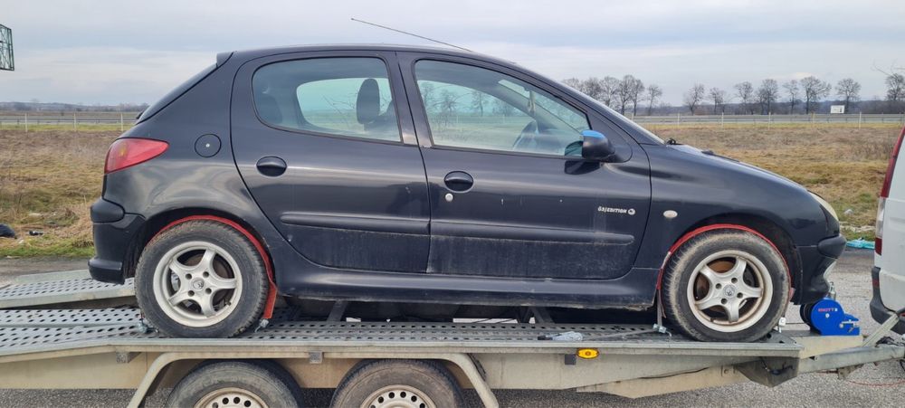 Peugeot 206 1.4 Hdi, 68кс. на части/ пежо 206 1.4Hdi