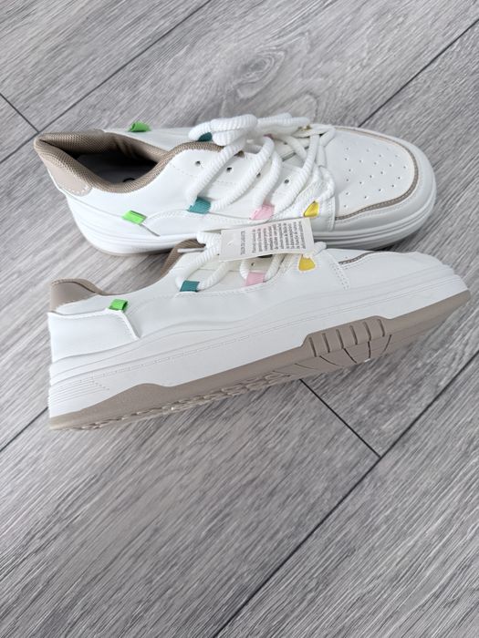 Adidasi sport dama