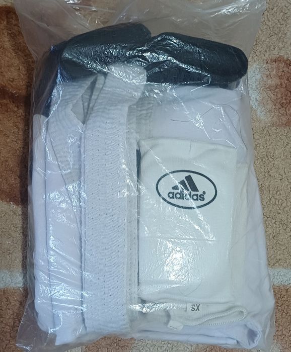 Продам детские кимоно р.120