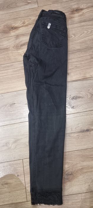 Панталон Motivi, Lui jo черен.Широк бял панталон Б