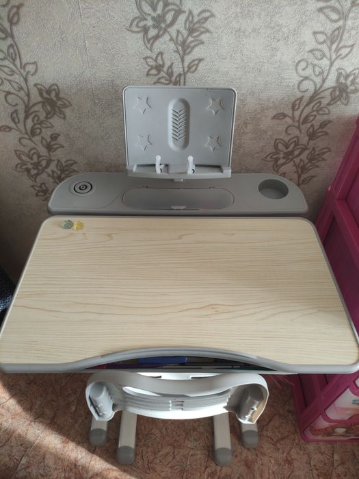 Продам растущую парту