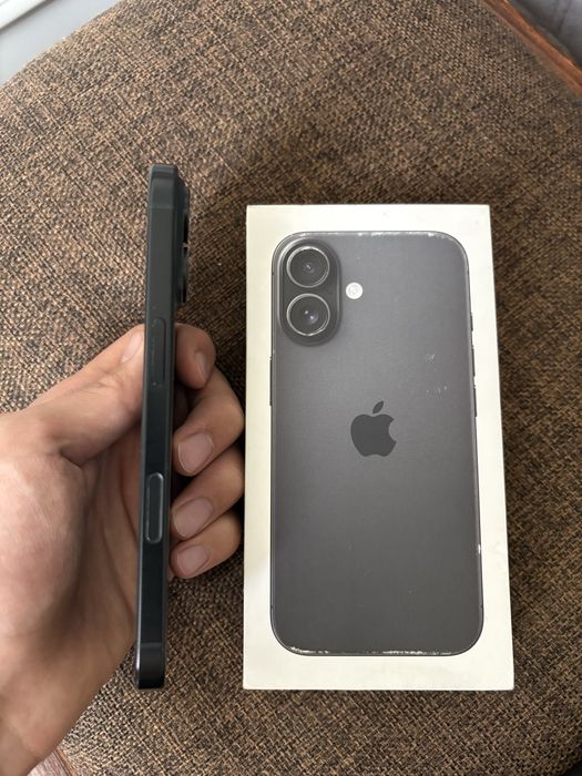 Продам Айфон 16 256GB 95%
