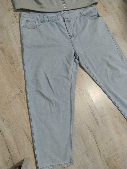 Blugi still baggy+ hanorac