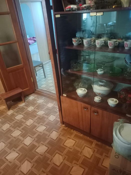Продам стенку и шкафы
