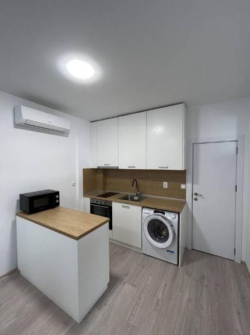 Дава се под наем Двустаен апартамент в Варна, Общината - 50 кв.м за 448.8 € - Снимка #1