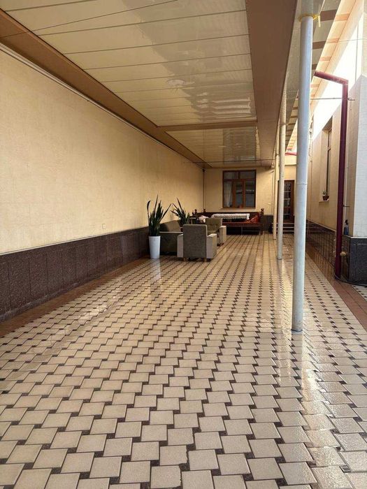 Тайёр уй сотилади 6 сотк 7 хона