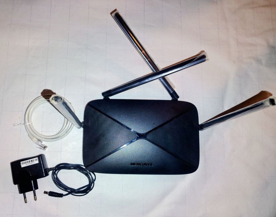Router Mercusys AC12G