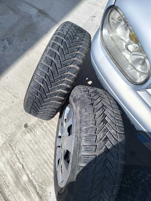 Автомобил Фолксваген Голф