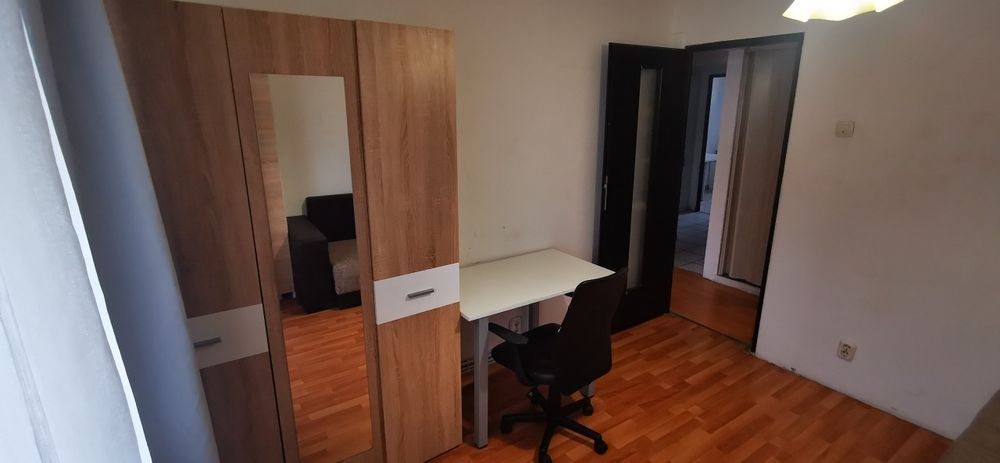 PF inchiriez ap 3 camere decomant