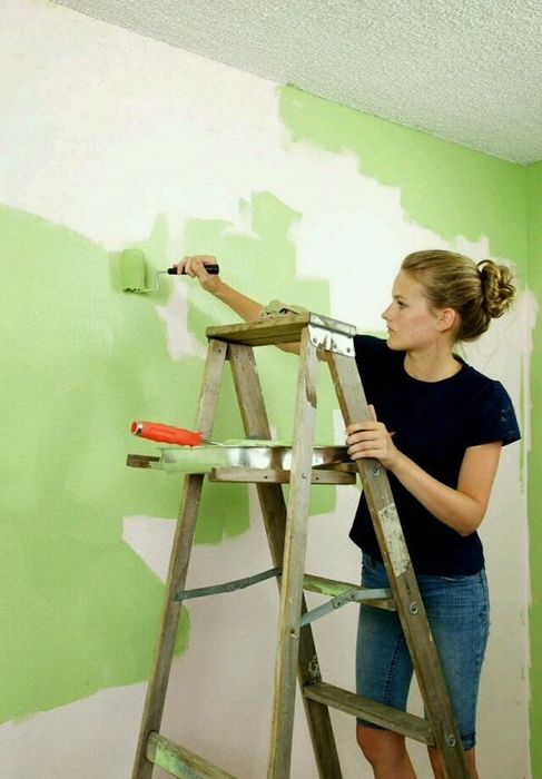 Поклейка обоев и укладка ламината