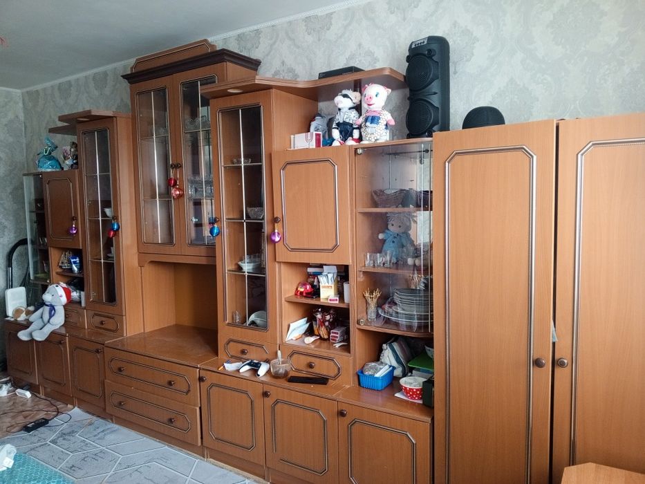 Стенка в зал , в гостиную