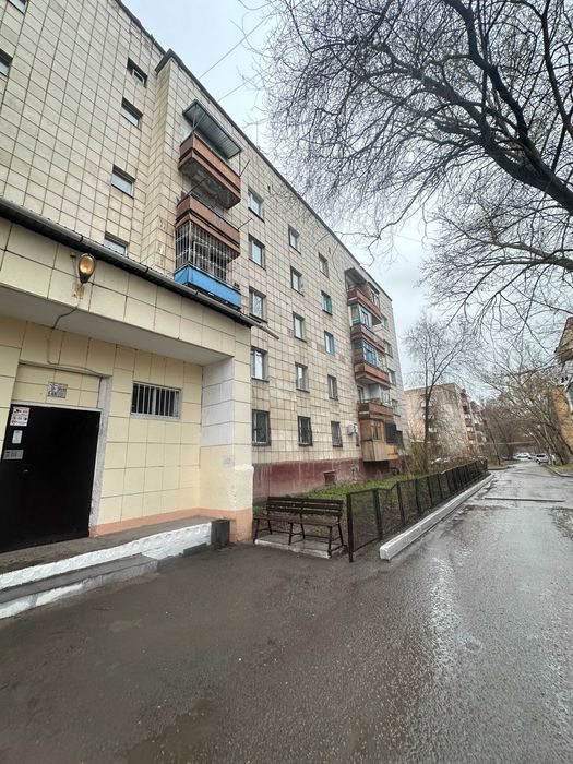 Просторная однокомнатная 35 кв.м.. Майкудук. 14 мкр дом 20а.