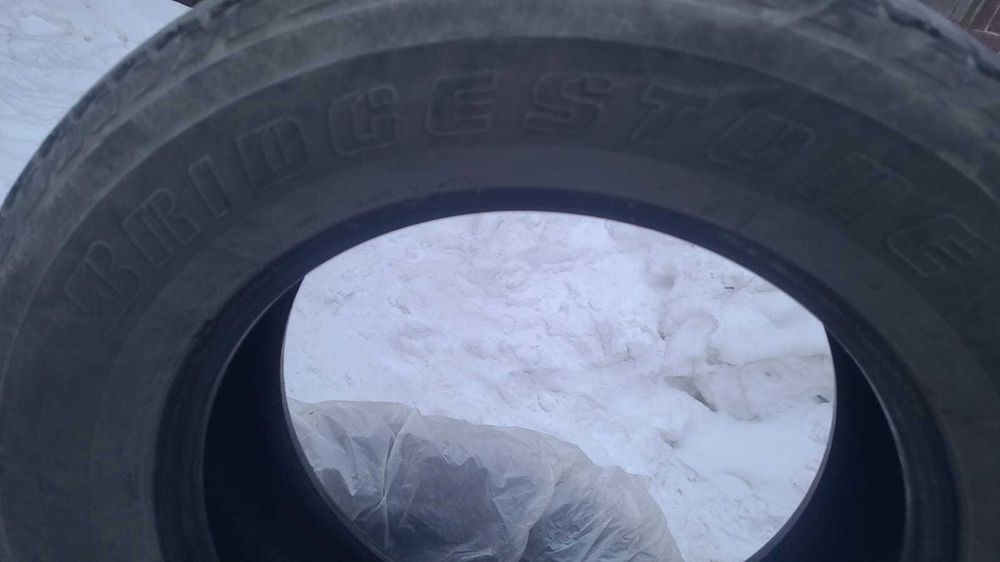 летние шины Bridgestone 265/60/18