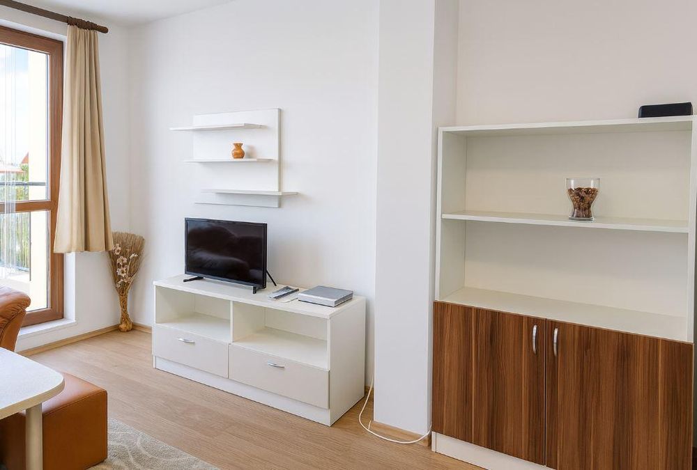 Дава се под наем Двустаен апартамент в Варна, Чаталджа - 108 кв.м за 730 € - Снимка #2