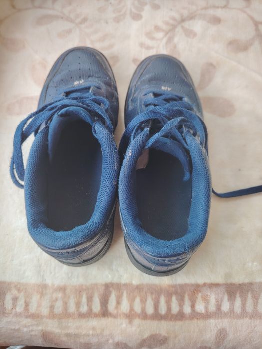 Запазени маратонки Найк