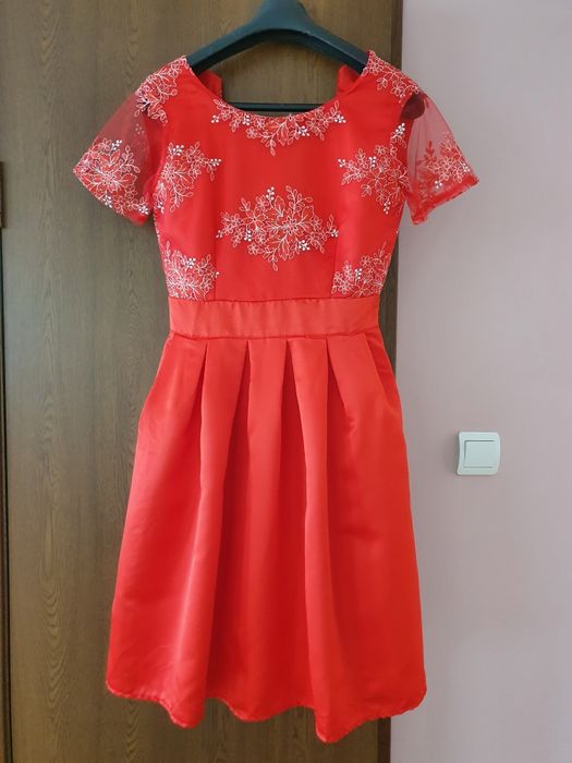 Rochie rosie eleganta