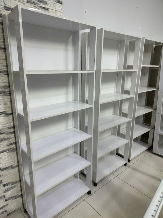 продам шкафы.                         .