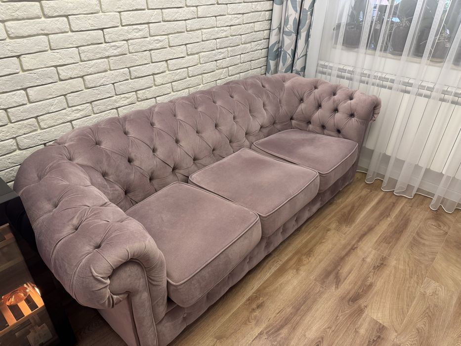 Диван Честърфийлд