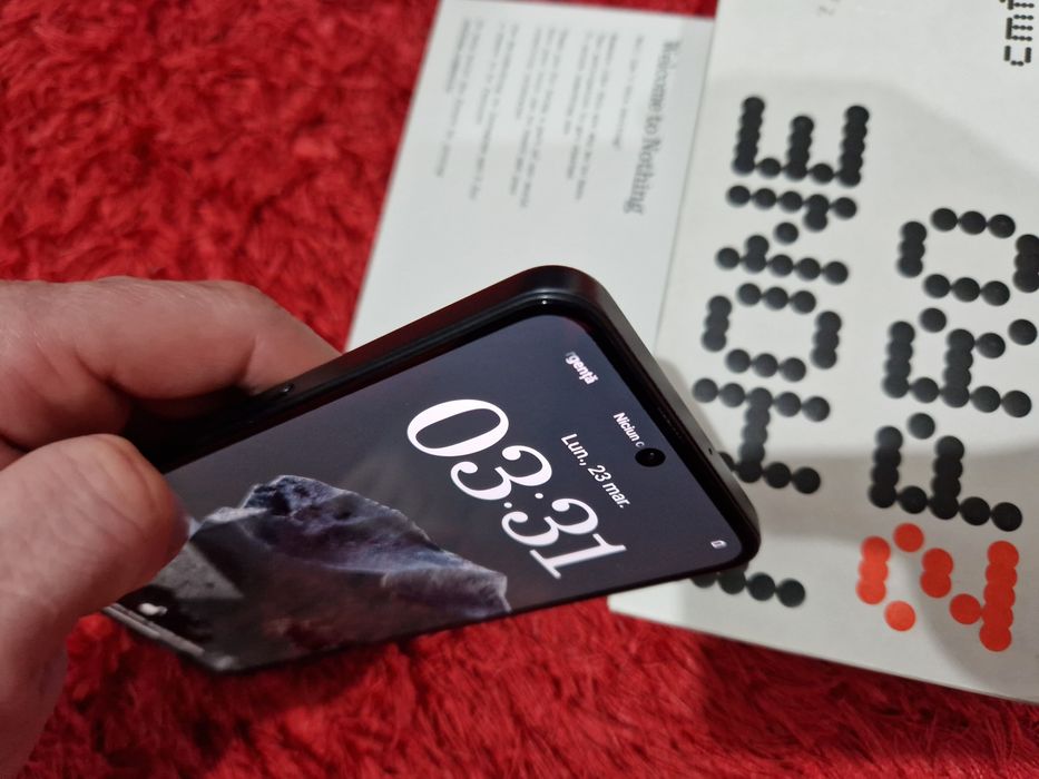 -Nothing Phone 2Pro, ca Nou, Negru, 128Gb, 8Ram, Bat: 100%, folosit o