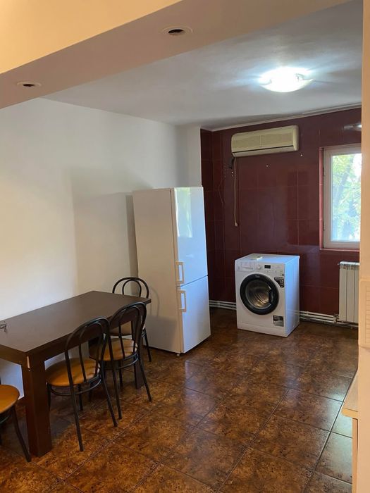 Apartament de închiriat