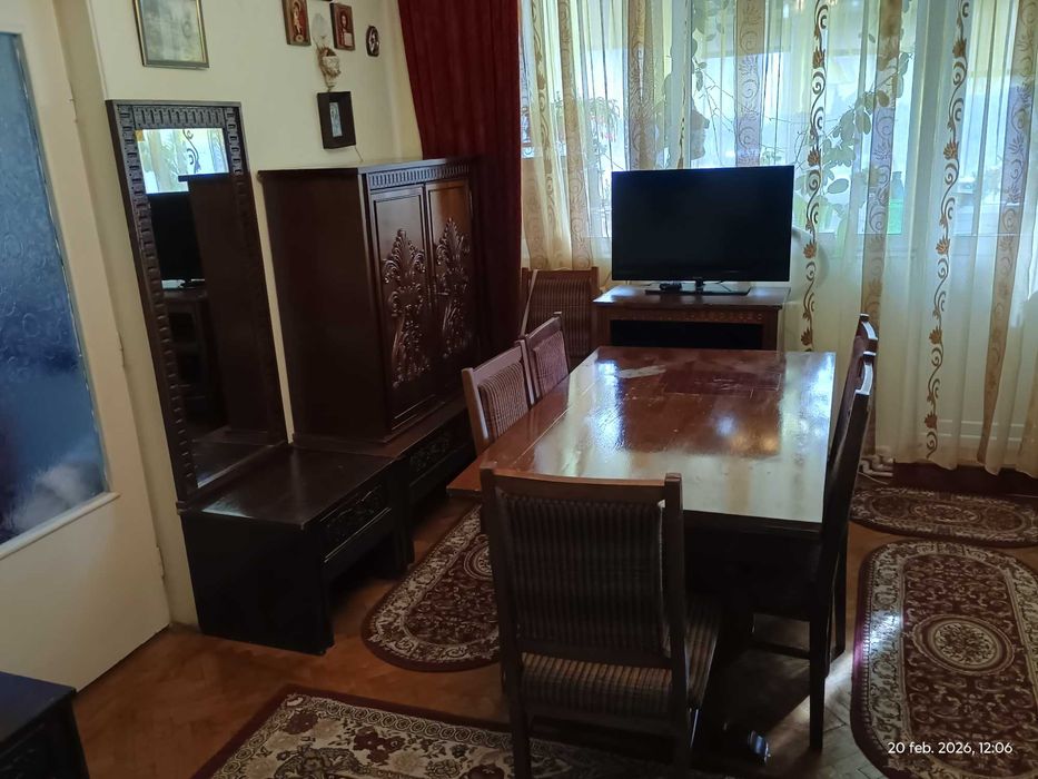 Mobila lemn masiv sufragerie-set complet, pret bun