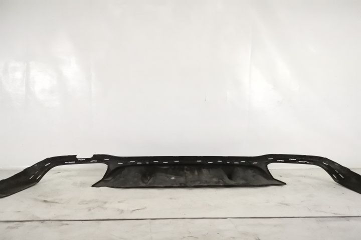 Fusta Spoiler Bara Spate Original In Stare Buna AMG Mercedes-Benz E-Cl