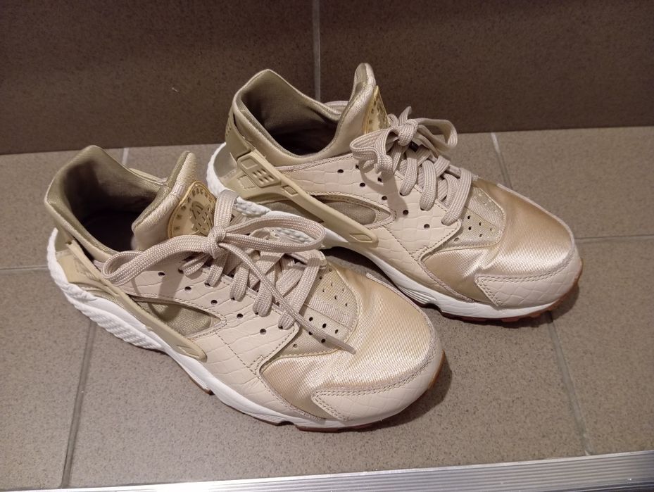 Adidași Nike  Huarache ,mărimea 39