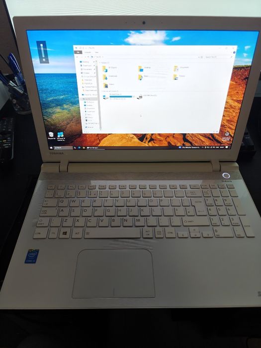 Лаптоп Тoshiba Satellite L50-C-22L 15.6"