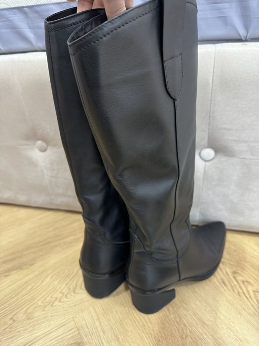 Сапоги от бренда Tucina от Мега