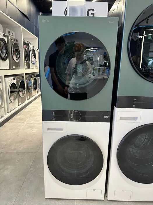 LG Стирально-сушильная машина 13/10 кг W4W8LVKK2HM WashTower