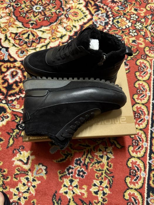 Кроссовки натуралка