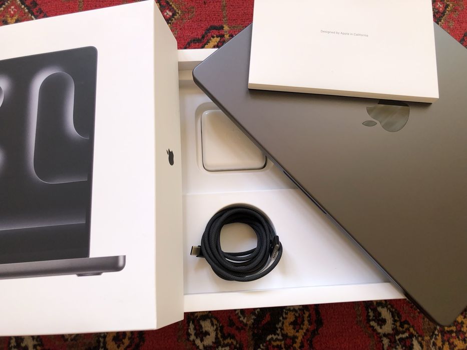 100/45 Cycle Apple MacBook Pro M4 14-inch M4 2024 Space Black LL/A