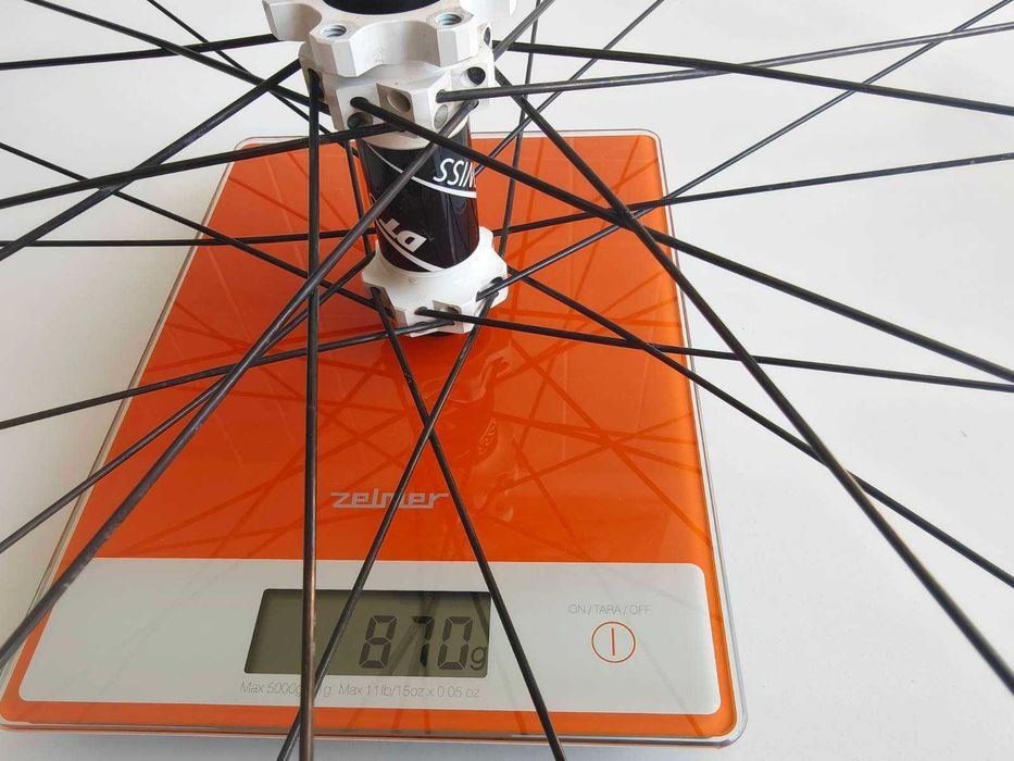 Roti MTB 29" DT Swiss M1700 Spline tubeless ready