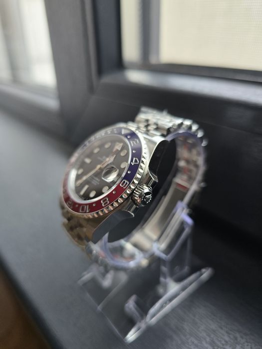 Rolex GMT II Pepsi