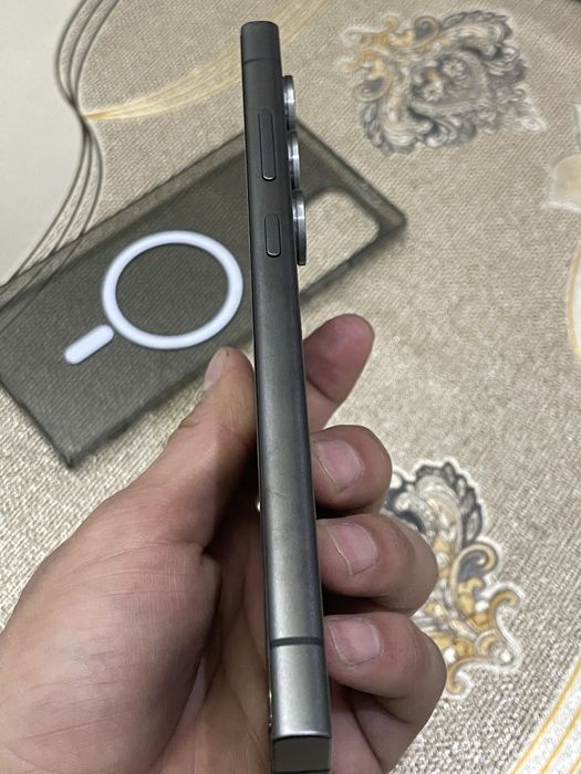 Samsung S24 Ultra 12/256Gb Ideal xolatda. 2-sim ham ro’yxatdan o’tgan