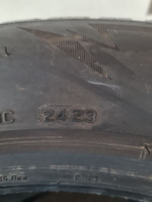 Зимни гуми 2 броя BRIDGESTONE Blizzak LM005 235 55 R18 дот 2423