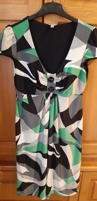 Rochie lejera vara marimea M verde 30 lei