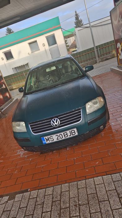 Vând Passat B5.5