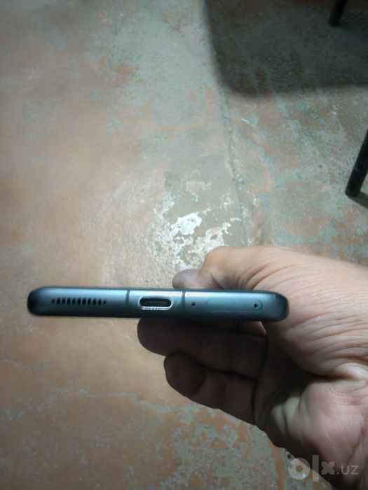 Xiaomi 12 pro 5G.    12/256Gb