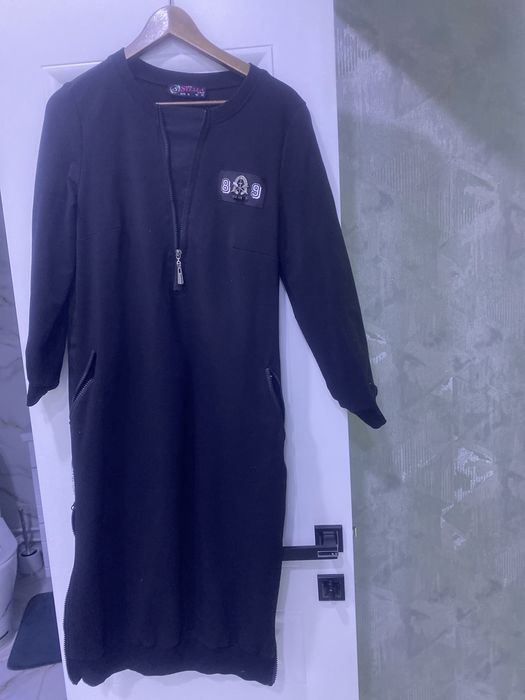 Платье  черное спортивное очень удобное платье