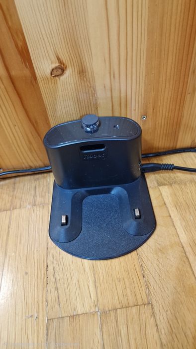 Робот прахосмукачка iRobot i5