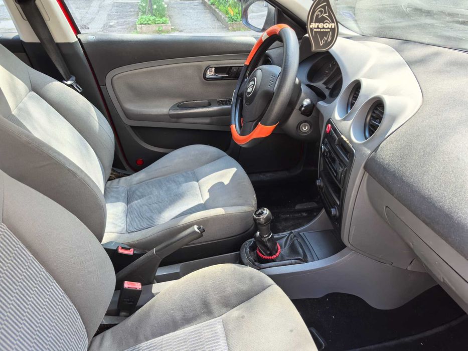 Seat ibiza 1.4 100к.с